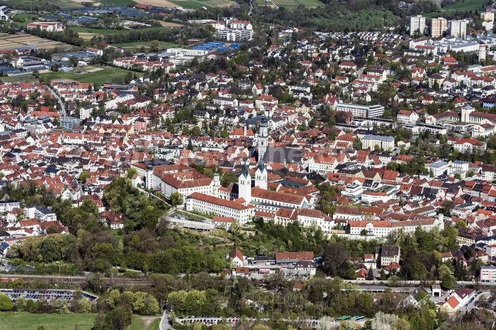 Freising von oben - Altstadtbereich und Innenstadtzentrum in Freising im Bundesland Bayern, Deutschland