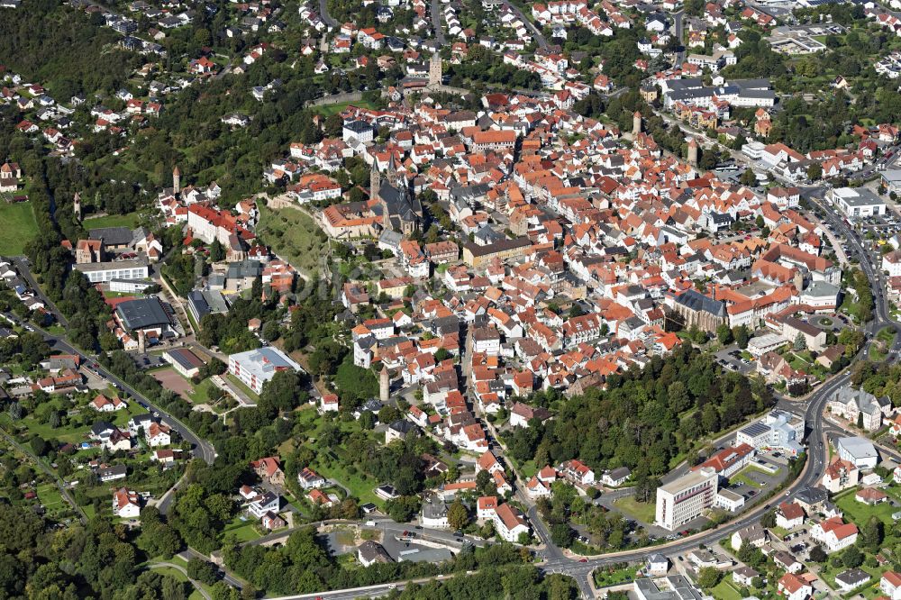 Luftaufnahme Fritzlar - Altstadtbereich und Innenstadtzentrum in Fritzlar im Bundesland Hessen, Deutschland