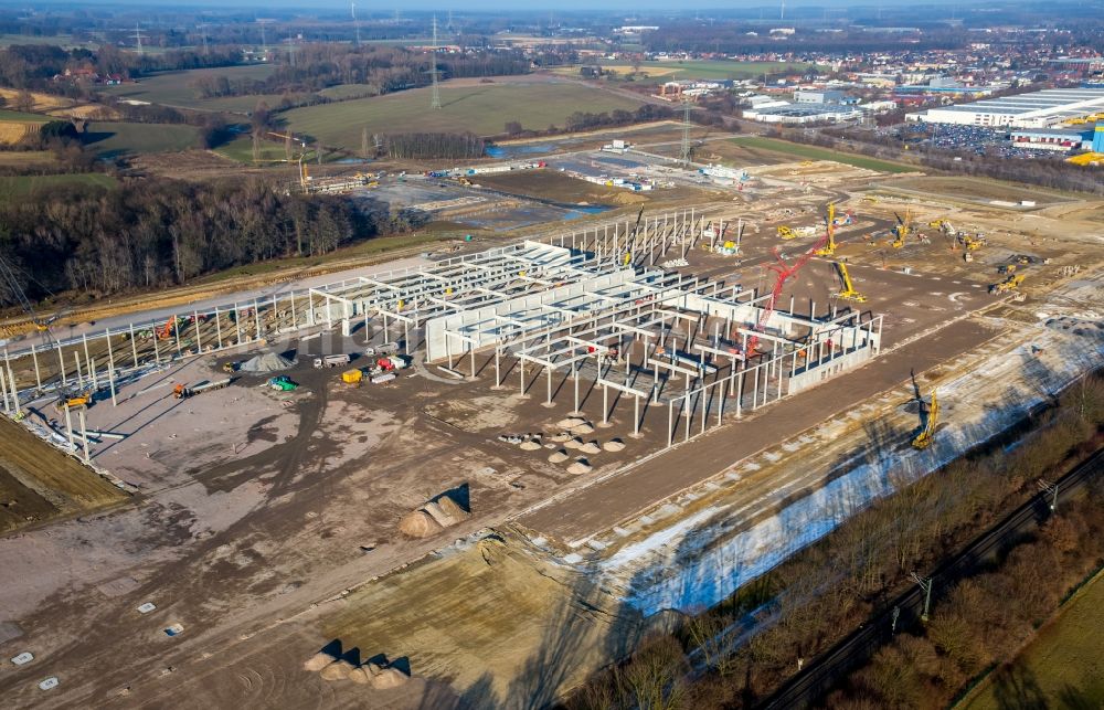 Werne von oben - Baustelle zum Neubau eines Gebäudekomplexes auf dem Gelände des Logistikzentrums Amazon Logistik im Ortsteil Lenklar in Werne im Bundesland Nordrhein-Westfalen