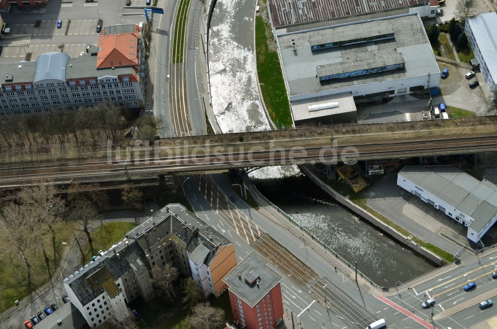 Chemnitz von oben - Brückenbauwerk des Chemnitztal- Eisenbahnviaduktes in Chemnitz im Bundesland Sachsen