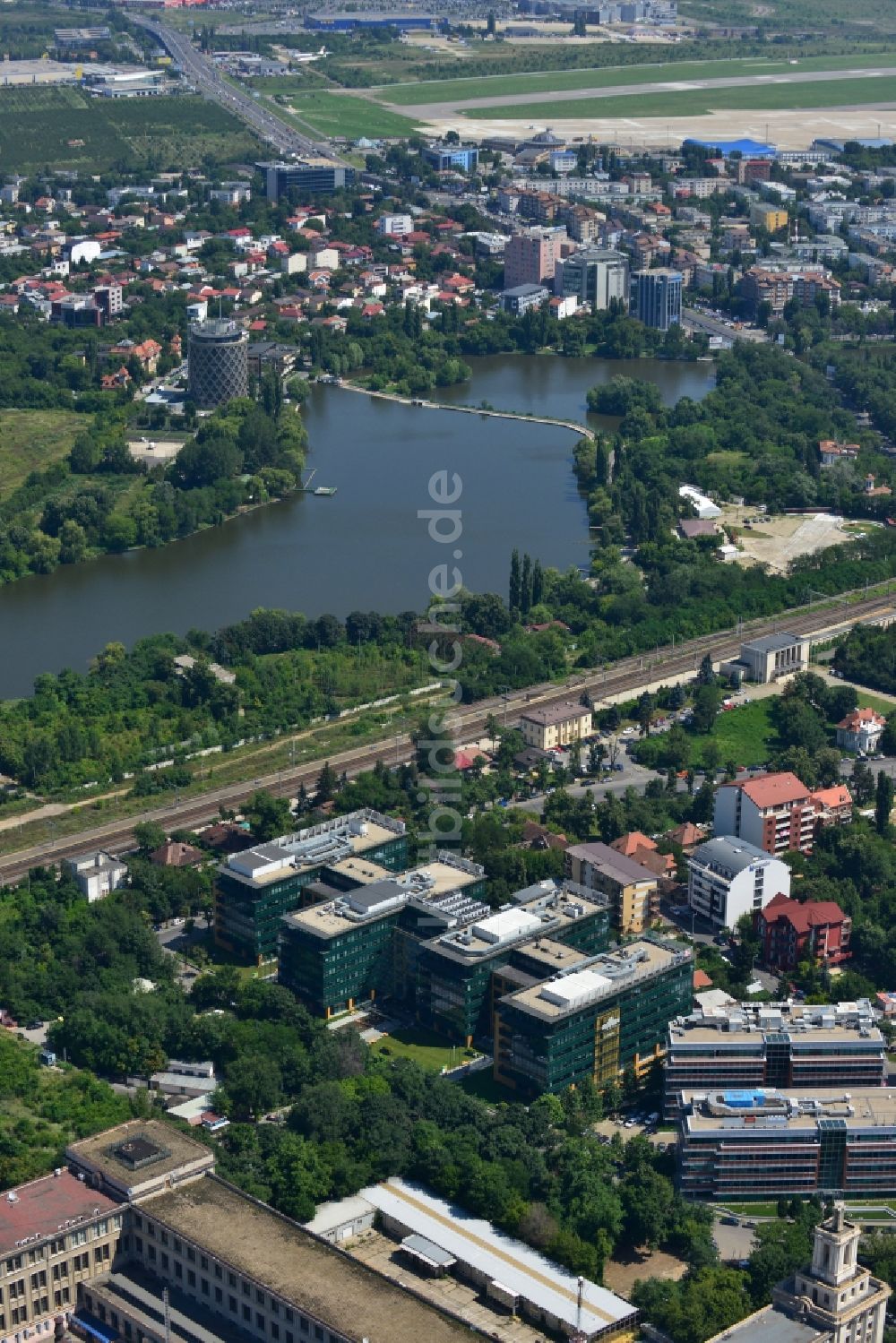 Luftbild Bukarest - Büro- und Geschäfthaus- Gebäudekomplex Victoria Business Park in Bukarest in Rumänien