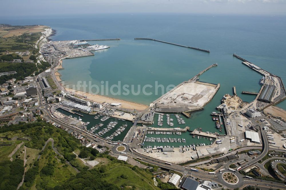 Dover aus der Vogelperspektive: Fährhafen Dover