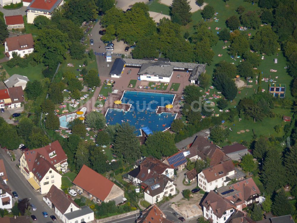 Luftbild Freiburg im Breisgau - Freibad St. Georgen in Freiburg, Baden-Württemberg