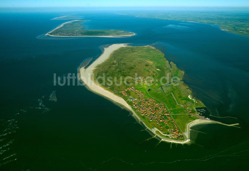 Baltrum aus der Vogelperspektive: Insel Baltrum in der Nordsee in Niedersachsen
