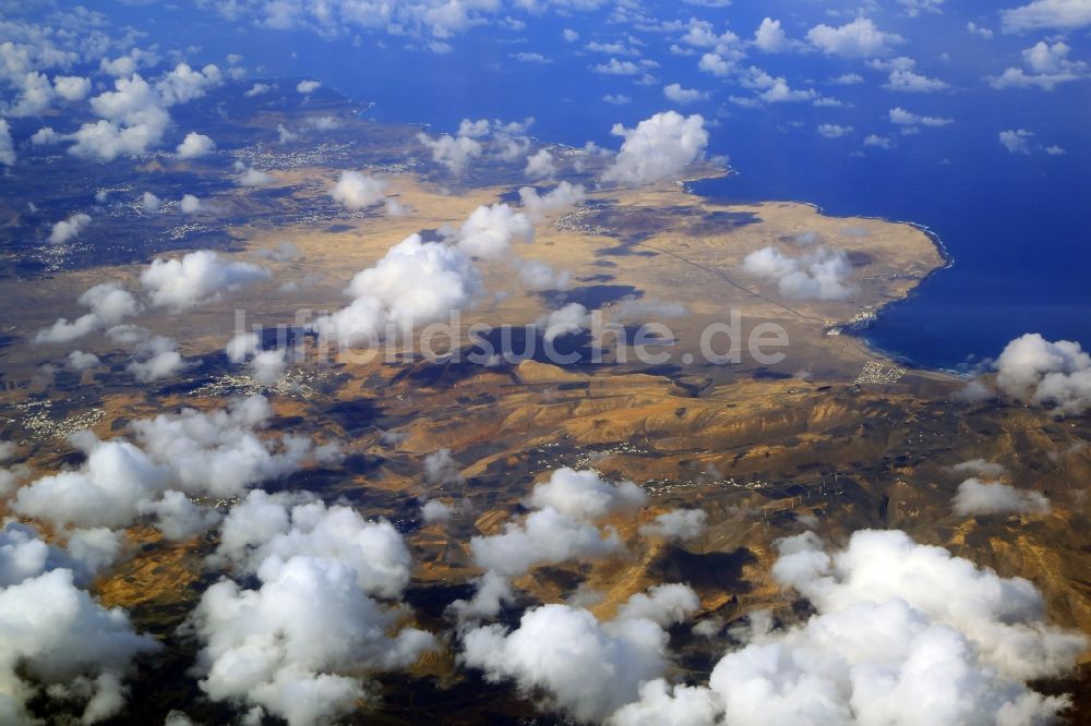 Luftbild Haria - Kanarische Insel Lanzarote mit der Landschaft im Bereich der Gemeinde Haria auf den Kanaren in Canarias, Spanien