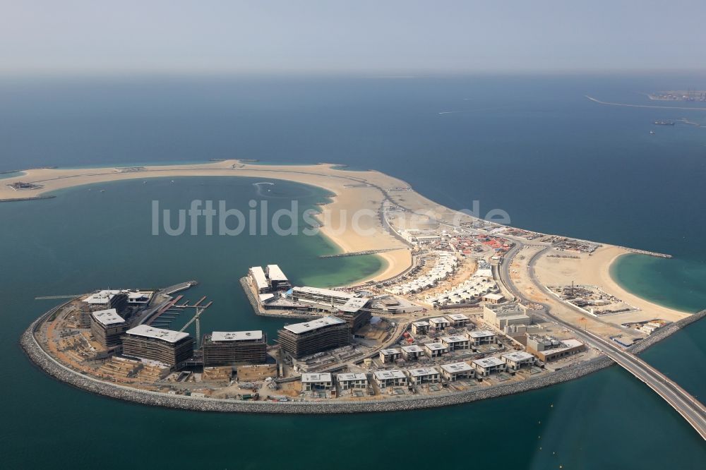 Dubai von oben - Küstenbereich der Daria Island im Persischen Golf - Insel in Dubai in Vereinigte Arabische Emirate