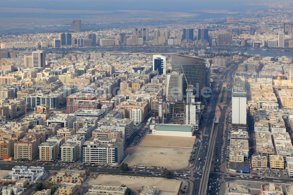 Luftbild Dubai - Metro Haltestelle im Ortsteil Bur Dubai in Dubai in Vereinigte Arabische Emirate