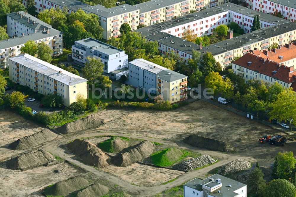 Luftbild Berlin - Neubau einer Mehrfamilienhaus-Wohnanlage Campus Schätzelberg in Berlin, Deutschland