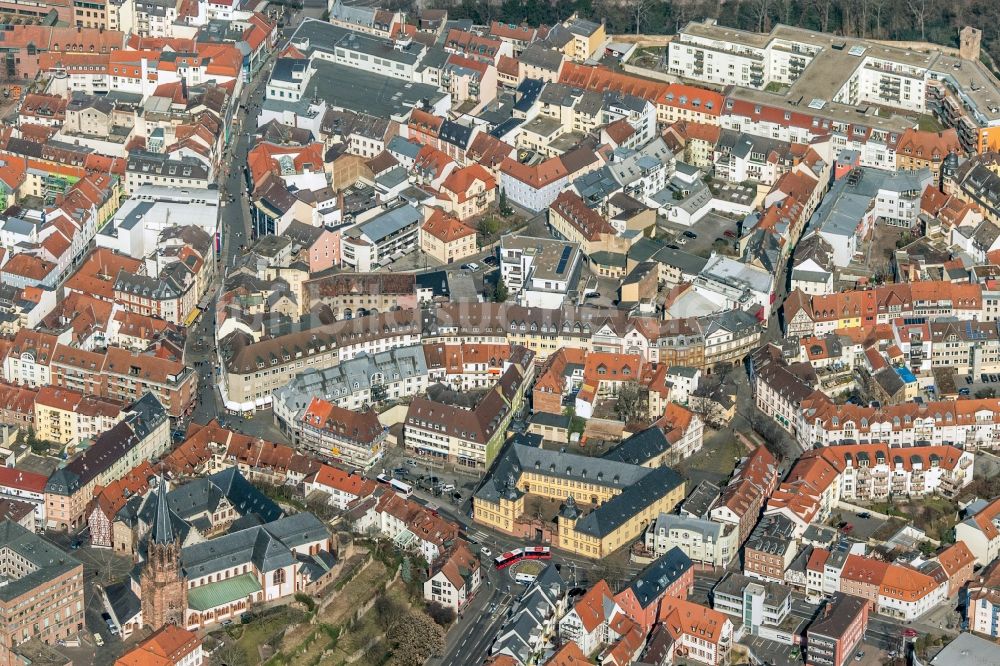 Aschaffenburg aus der Vogelperspektive: Stadtansicht vom Innenstadtbereich in Aschaffenburg im Bundesland Bayern