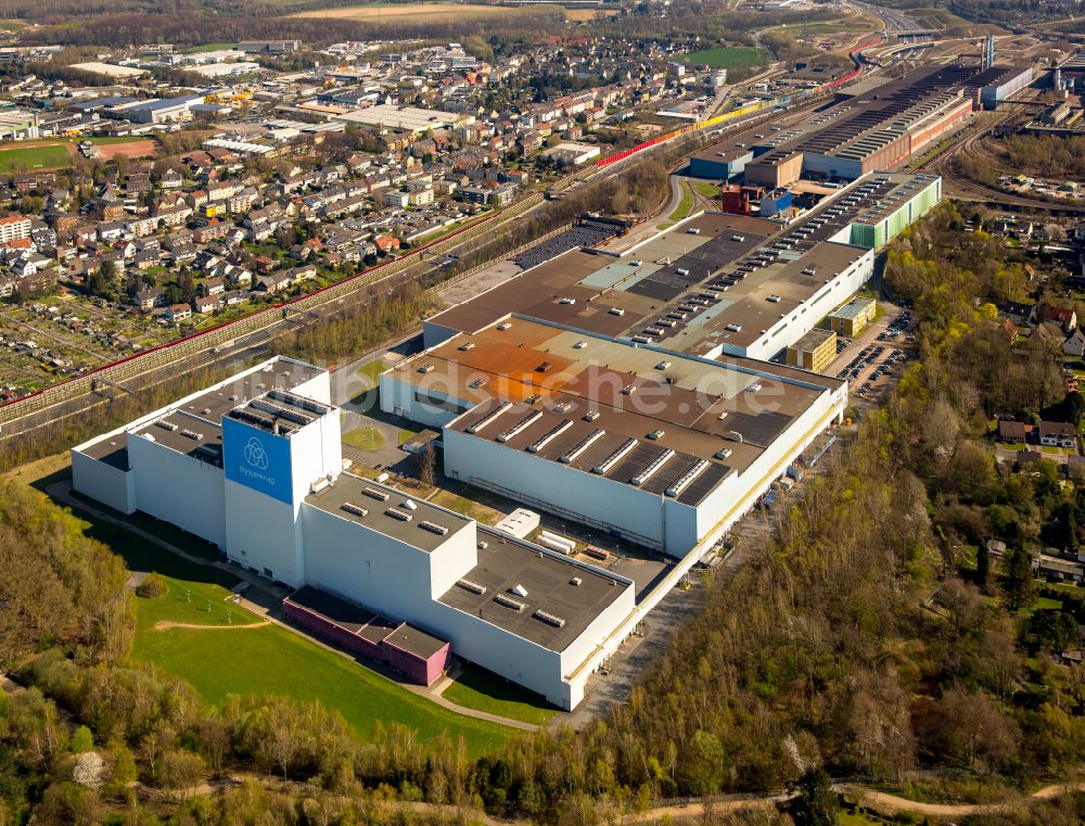 Bochum von oben - Technische Anlagen und Produktionshallen des Stahlwerkes Thyssenkrupp Steel Europe AG im Ortsteil Wattenscheid in Bochum im Bundesland Nordrhein-Westfalen, Deutschland