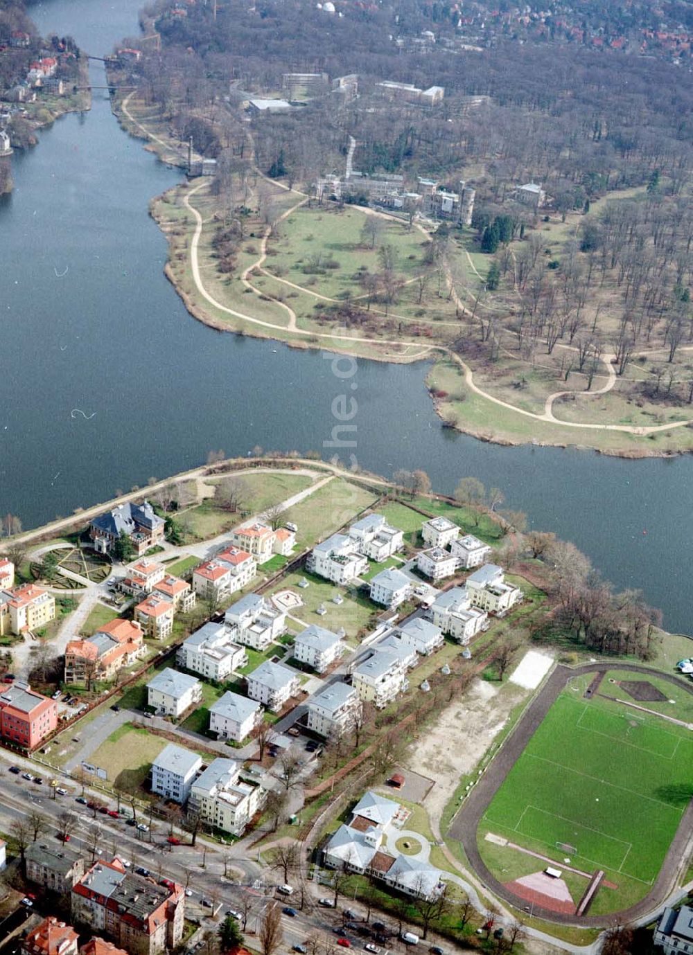 Luftbild Potsdam - Wohnanlage der Bayerischen Hausbau auf dem Glienicker Horn an der Glienicker Brücke in Potsdam.