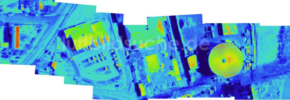Infrarot-Luftbild BENNSTEDT - Infrarotaufnahme als Senkrechtluftbild vom Gelände eines Futtersilos bei Bennstedt.