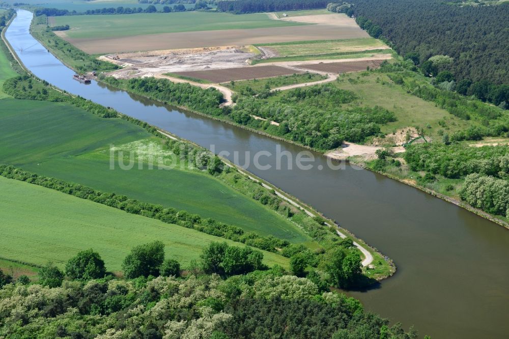 Luftbild Bergzow - Ablagerungsflächen bei Bergzow am Elbe-Havel-Kanal im Bundesland Sachsen-Anhalt