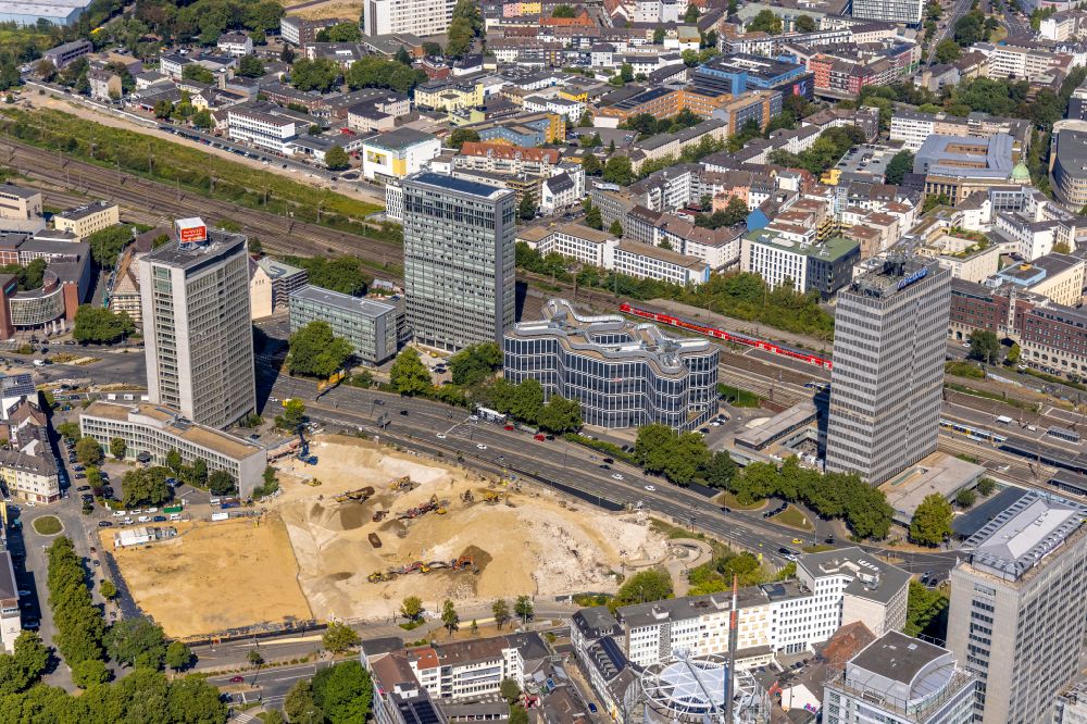 Luftbild Essen - Abriß- Baustelle zum Rückbau des Hochhaus- Gebäude Ypsilon-Haus in Essen im Bundesland Nordrhein-Westfalen, Deutschland