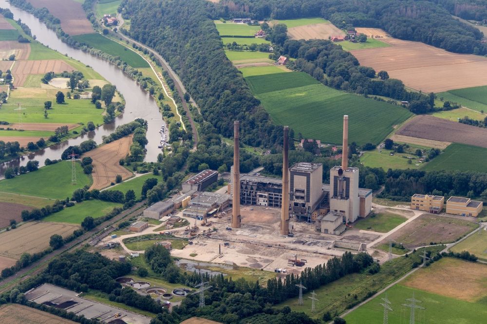 Luftbild Porta Westfalica - Abriß und Demontage der Kraftwerksanlagen des Heizkraftwerkes Altes Kraftwerk in Porta Westfalica im Bundesland Nordrhein-Westfalen, Deutschland