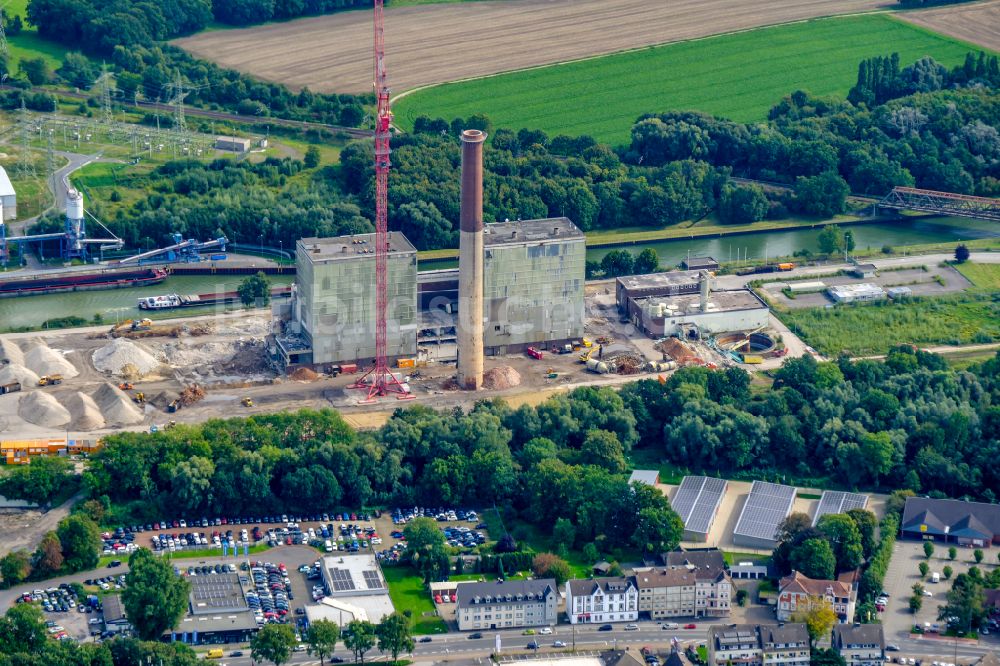 Luftbild Datteln - Abrißarbeiten auf dem ehemaligen Gelände des Kohlekraftwerks in Datteln im Bundesland Nordrhein-Westfalen, Deutschland