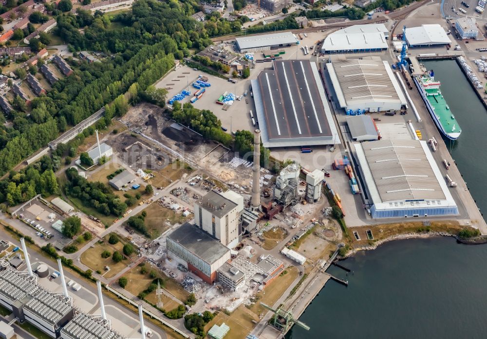 Luftbild Kiel - Abrißarbeiten auf dem ehemaligen Kraftwerkgelände Stadtwerke Kiel AG in Kiel im Bundesland Schleswig-Holstein, Deutschland