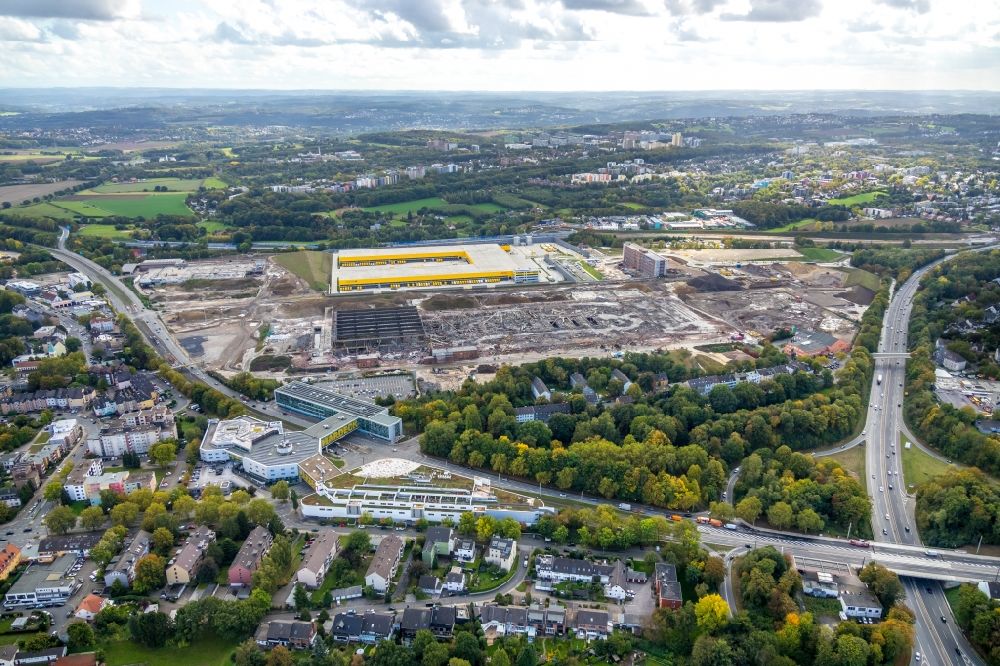 Luftbild Bochum - Abrißarbeiten auf dem Gelände der Industrie- Ruine des ehemaligen OPEL- Werkes im Ortsteil Laer in Bochum im Bundesland Nordrhein-Westfalen, Deutschland