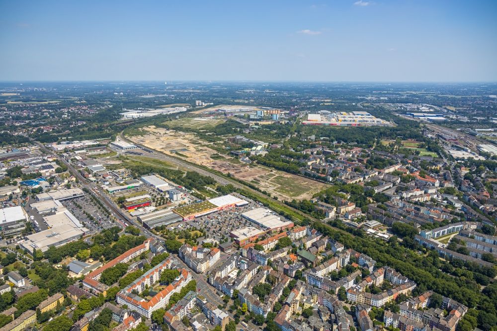 Luftbild Dortmund - Abrißarbeiten auf dem Gelände der Industrie- Ruine im Ortsteil Westfalenhütte in Dortmund im Bundesland Nordrhein-Westfalen, Deutschland