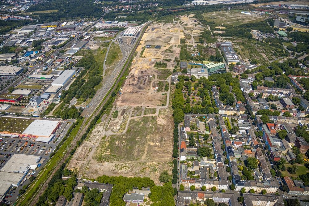 Luftbild Dortmund - Abrißarbeiten auf dem Gelände der Industrie- Ruine im Ortsteil Westfalenhütte in Dortmund im Bundesland Nordrhein-Westfalen, Deutschland