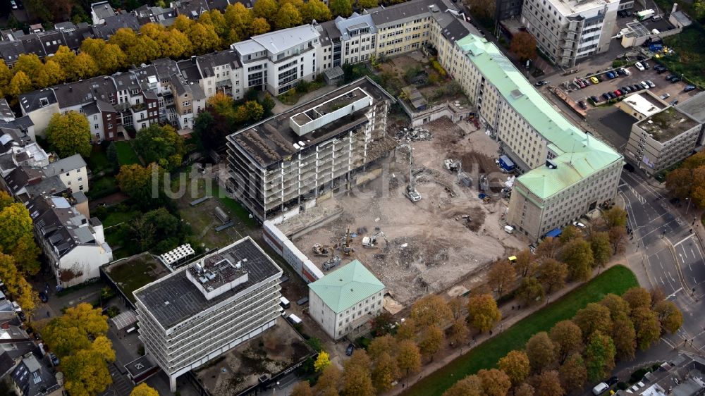 Bonn von oben - Abrißfläche der Bürohaus- Gebäude der Zurichversicherung, zuvor Deutscher Herold in Bonn im Bundesland Nordrhein-Westfalen, Deutschland