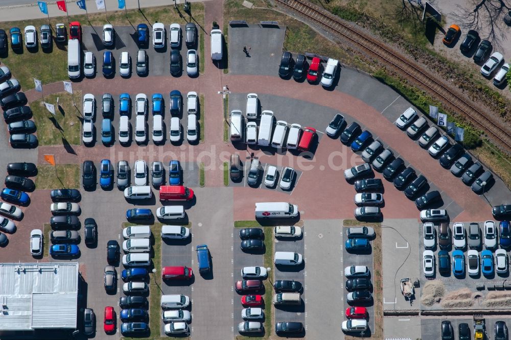 Luftbild Weimar - Abstellfläche des Autohandels der Glinicke Dienstleistungs GmbH in Weimar im Bundesland Thüringen, Deutschland