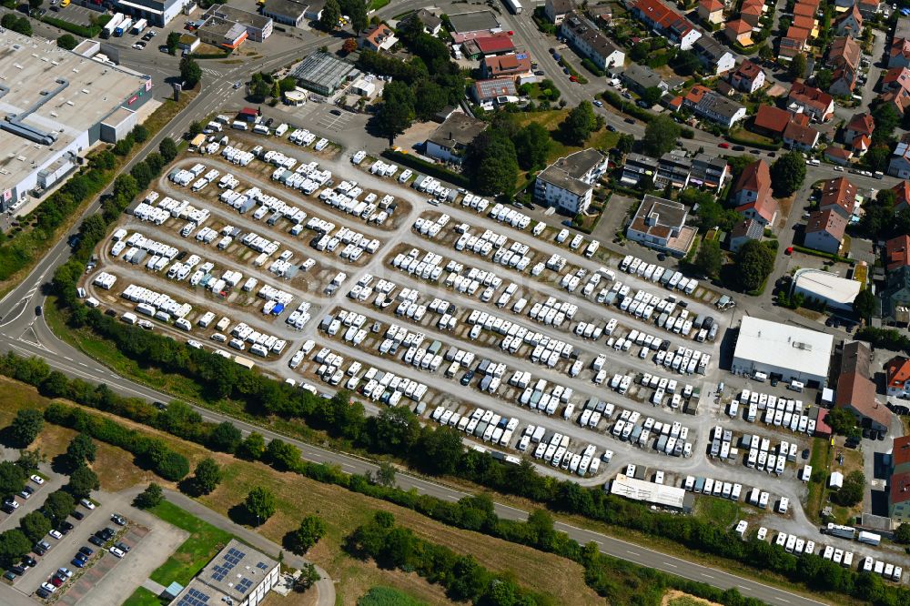 Luftaufnahme Steinheim an der Murr - Abstellfläche für Wohnwagen in Steinheim an der Murr im Bundesland Baden-Württemberg, Deutschland