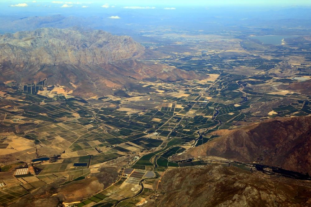 Luftbild Romansrivier - Agrarlandschaft mit Gemüse-, Obst- und Weinanbau in Romansrivier im Distrikt Cape Winelands in der Provinz Westkap, Südafrika