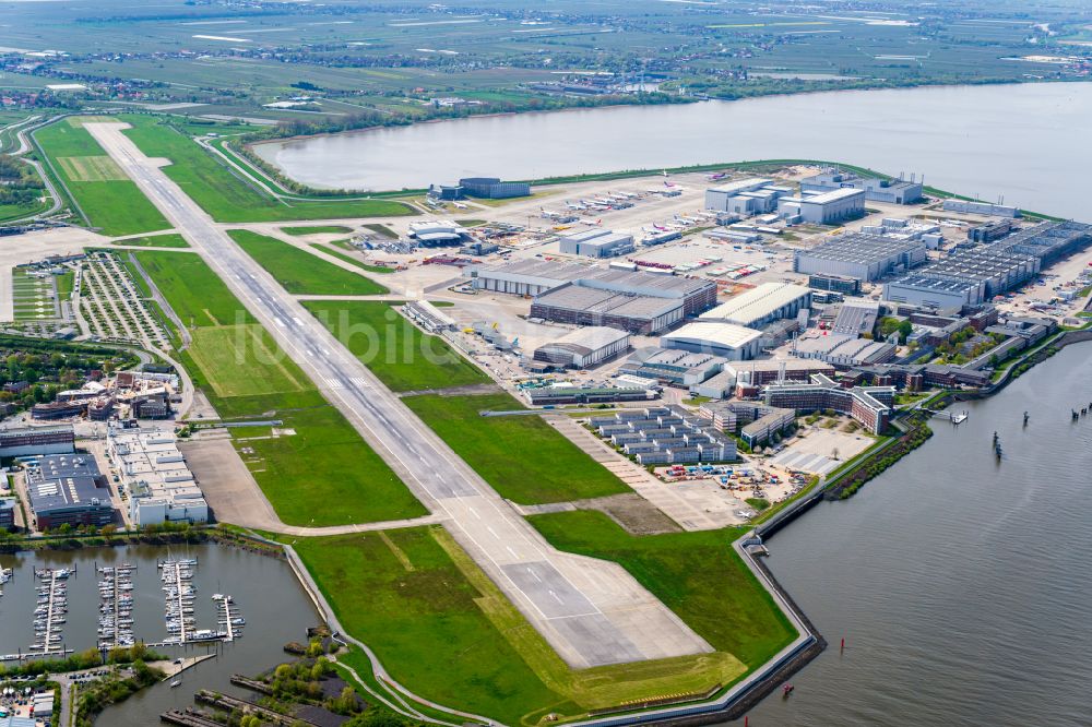 Luftaufnahme Hamburg - Airbus Produktionsgelände und Landebagn des Werksflughafen Finkenwerder in Hamburg