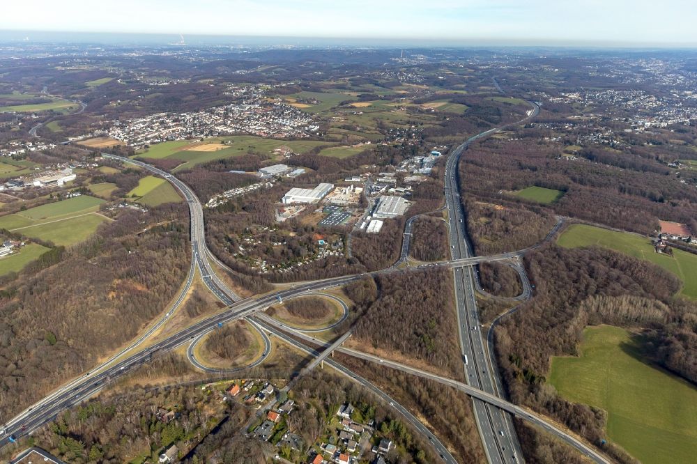 Sprockhövel aus der Vogelperspektive: AK Autobahnkreuz Wuppertal-Nord in Sprockhövel im Ennepe-Ruhr-Kreis ind Nordrhein-Westfalen