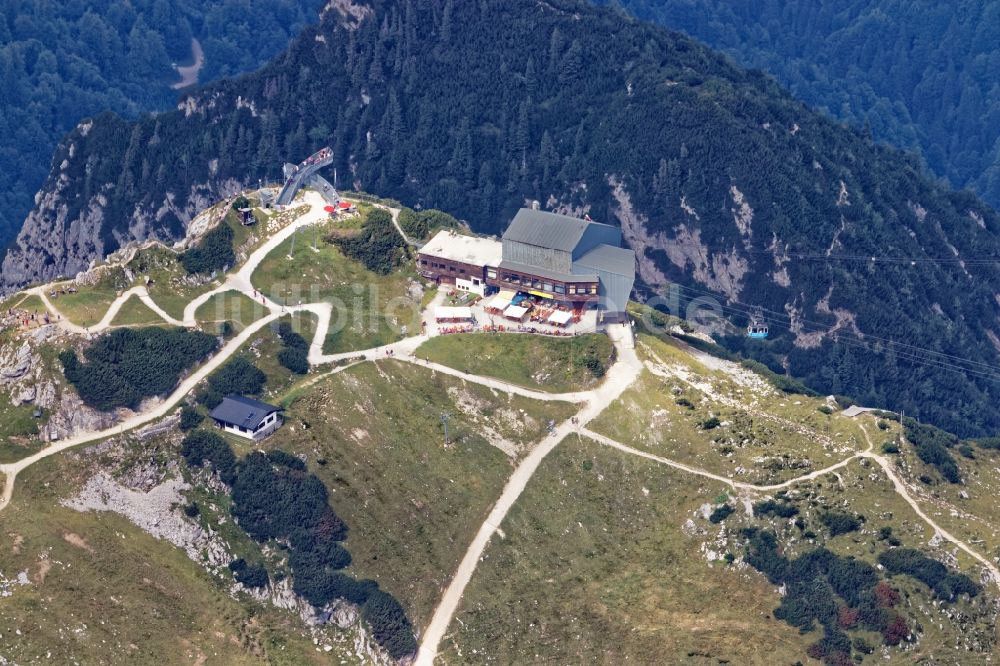 Grainau von oben - AlpspiX Aussichtsplattform und Bergstation der Alpspitzbahn am Fuße der Alpspitze nahe Garmisch-Partenkirchen im Bundesland Bayern
