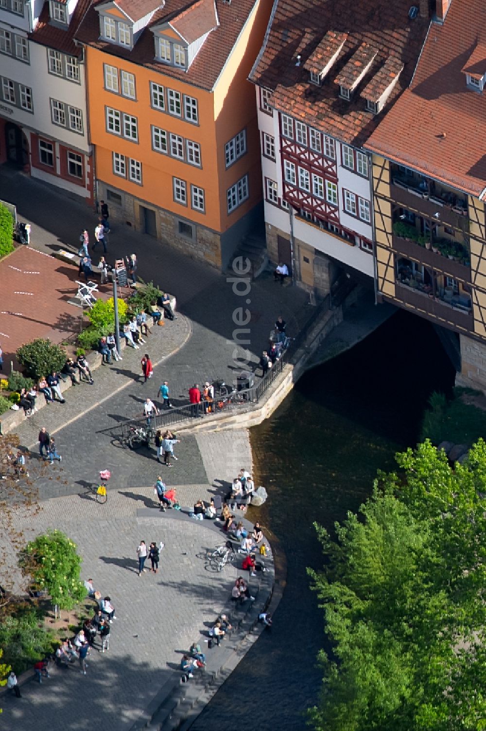 Luftbild Erfurt - Altbau- Brückenkomplex Krämerbrücke Erfurt über die Gera im Ortsteil Altstadt in Erfurt im Bundesland Thüringen, Deutschland