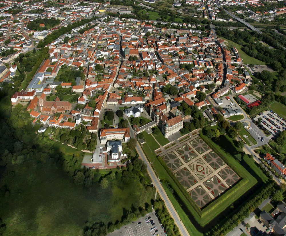 Luftaufnahme Güstrow - Altstadt Güstrow in Mecklenburg-Vorpommern