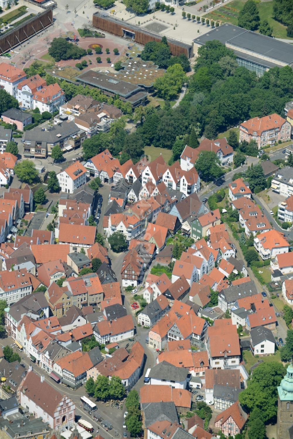 Bad Salzuflen von oben - Altstadtbereich und Innenstadtzentrum in Bad Salzuflen im Bundesland Nordrhein-Westfalen