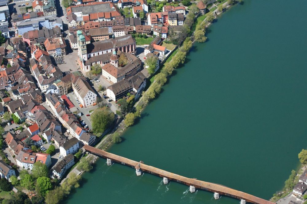 Luftaufnahme Bad Säckingen - Altstadtbereich und Innenstadtzentrum in Bad Säckingen im Bundesland Baden-Württemberg