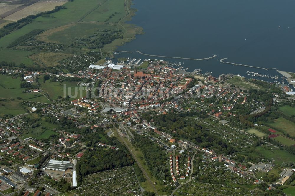 Luftaufnahme Barth - Altstadtbereich und Innenstadtzentrum in Barth im Bundesland Mecklenburg-Vorpommern, Deutschland