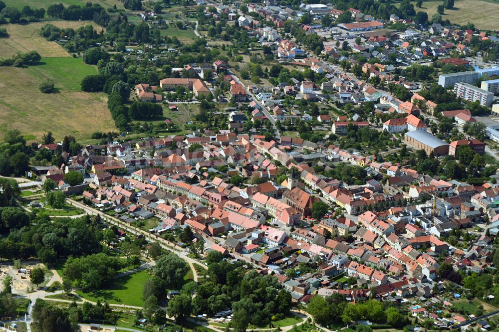 Beelitz aus der Vogelperspektive: Altstadtbereich und Innenstadtzentrum in Beelitz im Bundesland Brandenburg, Deutschland