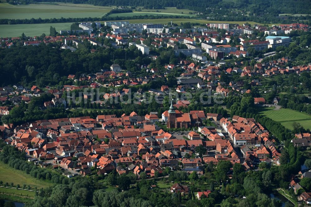Boizenburg/Elbe von oben - Altstadtbereich und Innenstadtzentrum in Boizenburg/Elbe im Bundesland Mecklenburg-Vorpommern