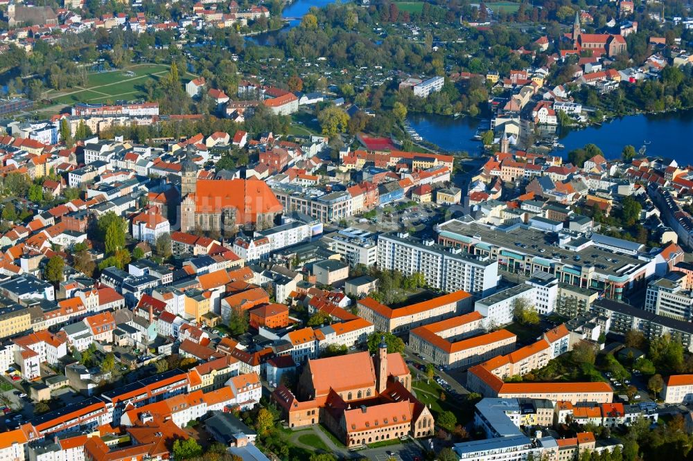 Luftbild Brandenburg an der Havel - Altstadtbereich und Innenstadtzentrum in Brandenburg an der Havel im Bundesland Brandenburg, Deutschland