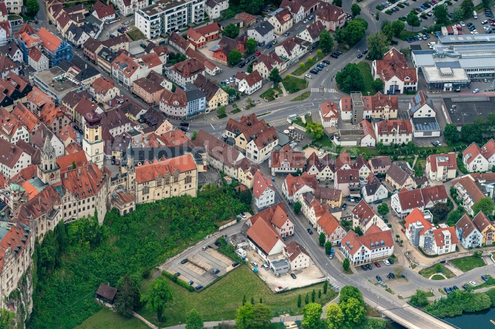 Luftaufnahme Sigmaringen - Altstadtbereich und Innenstadtzentrum an der Burgstraße in Sigmaringen im Bundesland Baden-Württemberg, Deutschland