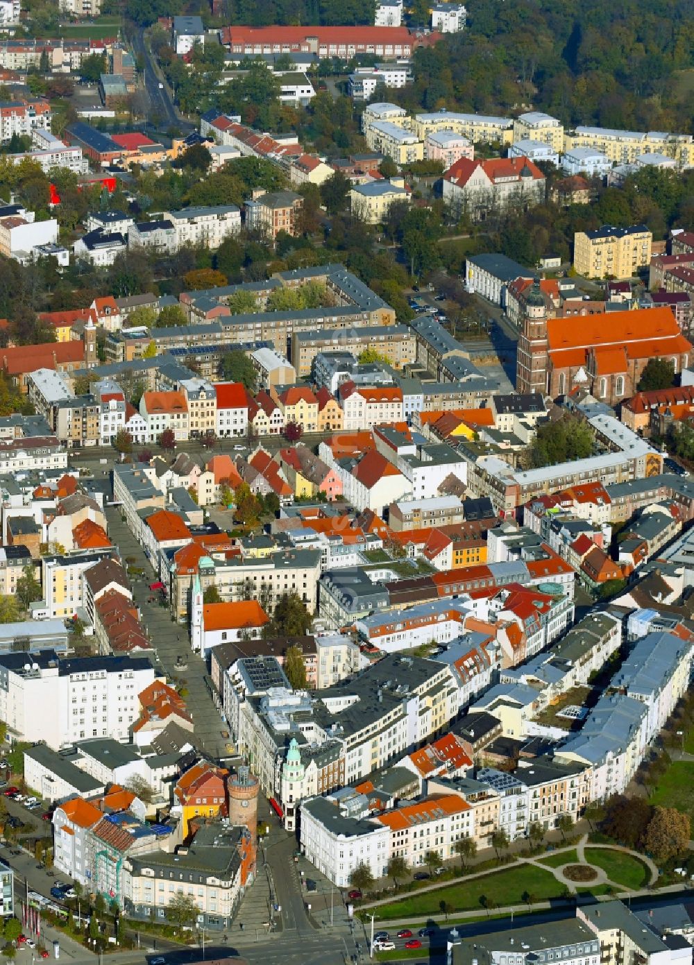 Cottbus aus der Vogelperspektive: Altstadtbereich und Innenstadtzentrum in Cottbus im Bundesland Brandenburg, Deutschland