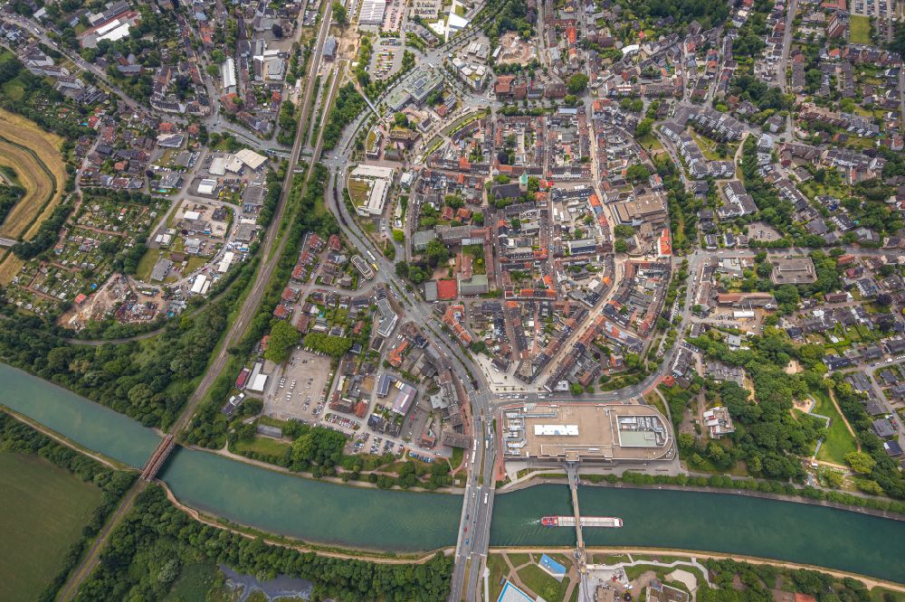 Dorsten aus der Vogelperspektive: Altstadtbereich und Innenstadtzentrum in Dorsten im Bundesland Nordrhein-Westfalen, Deutschland
