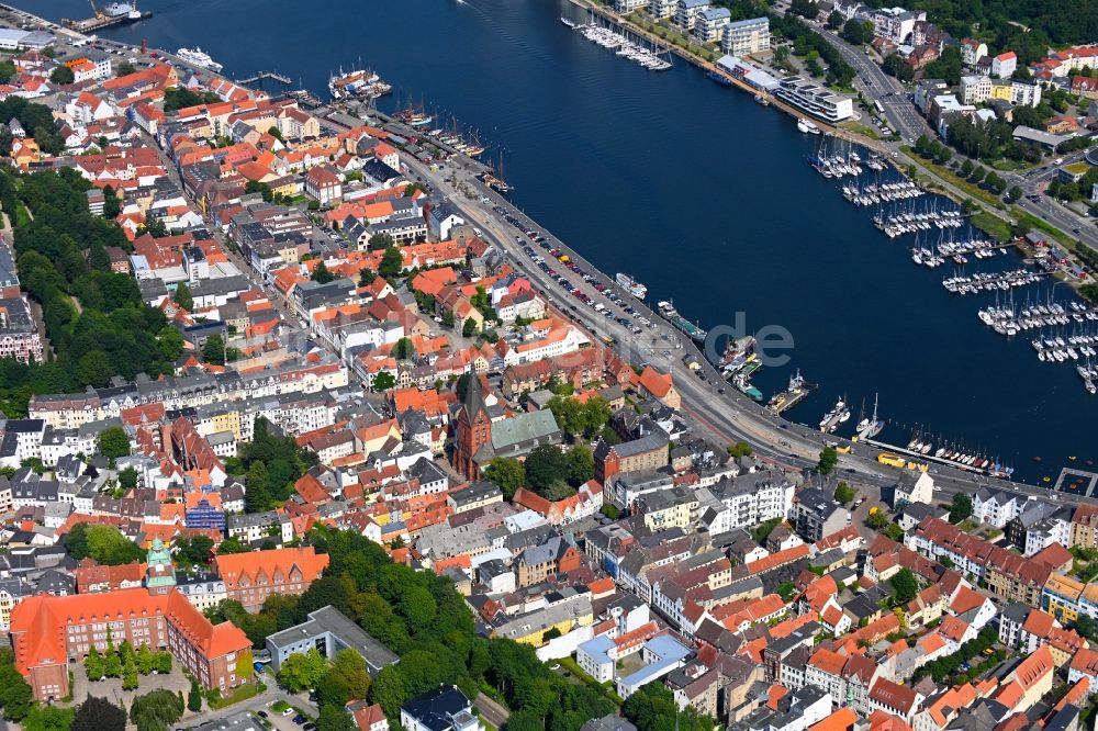 Luftaufnahme Flensburg - Altstadtbereich und Innenstadtzentrum in Flensburg im Bundesland Schleswig-Holstein, Deutschland