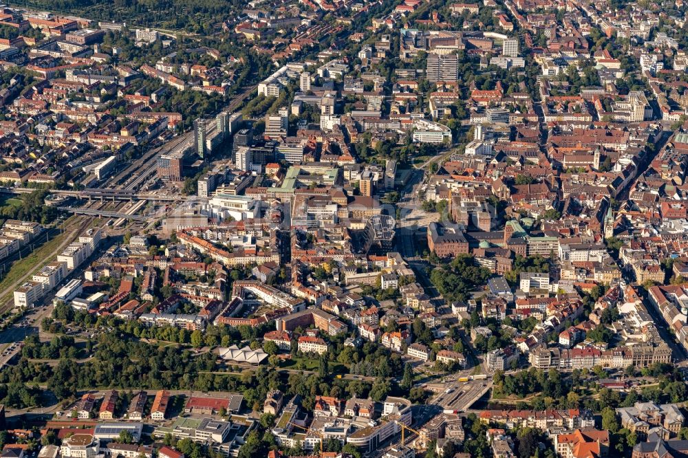 Luftaufnahme Freiburg im Breisgau - Altstadtbereich und Innenstadtzentrum in Freiburg im Breisgau im Bundesland Baden-Württemberg, Deutschland