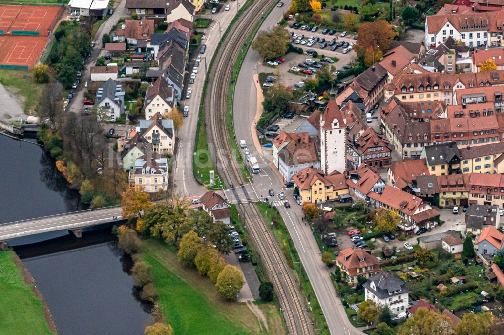 Gengenbach von oben - Altstadtbereich und Innenstadtzentrum in Gengenbach im Bundesland Baden-Württemberg, Deutschland