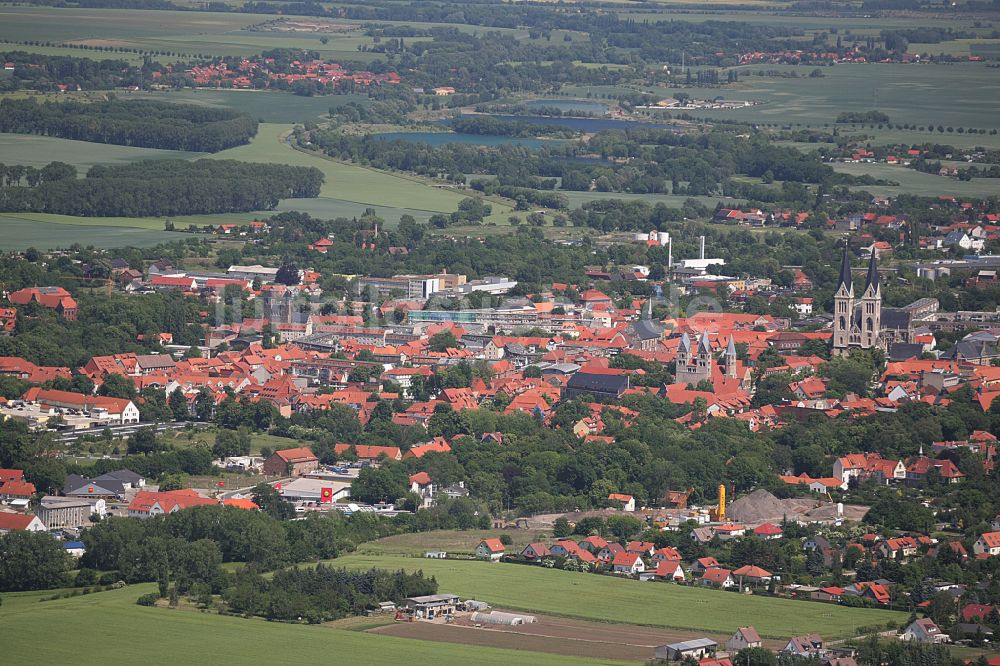 Luftbild Halberstadt - Altstadtbereich und Innenstadtzentrum in Halberstadt im Bundesland Sachsen-Anhalt, Deutschland