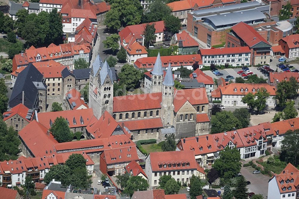 Luftbild Halberstadt - Altstadtbereich und Innenstadtzentrum in Halberstadt im Bundesland Sachsen-Anhalt mit der Liebfrauenkirche