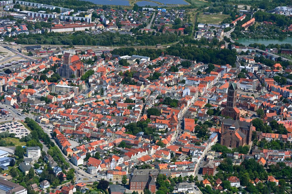 Wismar von oben - Altstadtbereich und Innenstadtzentrum in Hansestadt Wismar im Bundesland Mecklenburg-Vorpommern, Deutschland