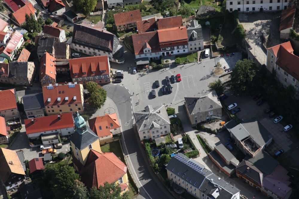 Luftaufnahme Hohnstein - Altstadtbereich und Innenstadtzentrum in Hohnstein im Bundesland Sachsen, Deutschland