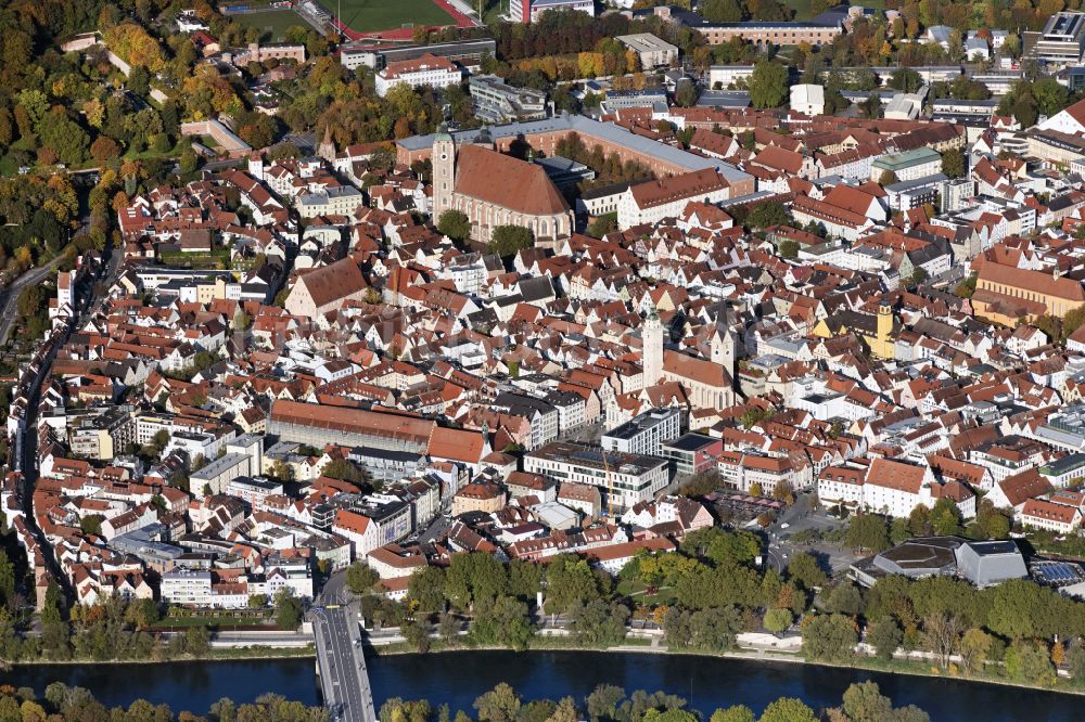 Ingolstadt von oben - Altstadtbereich und Innenstadtzentrum in Ingolstadt im Bundesland Bayern, Deutschland